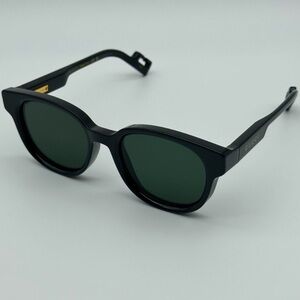 Gucci Black Sunglasses